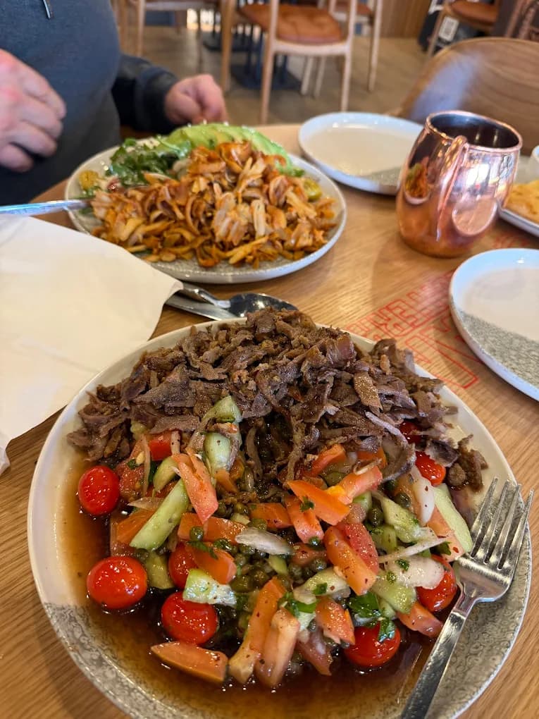 Turkish doner and fresh salad plate from Istanbul Mediterranean 2